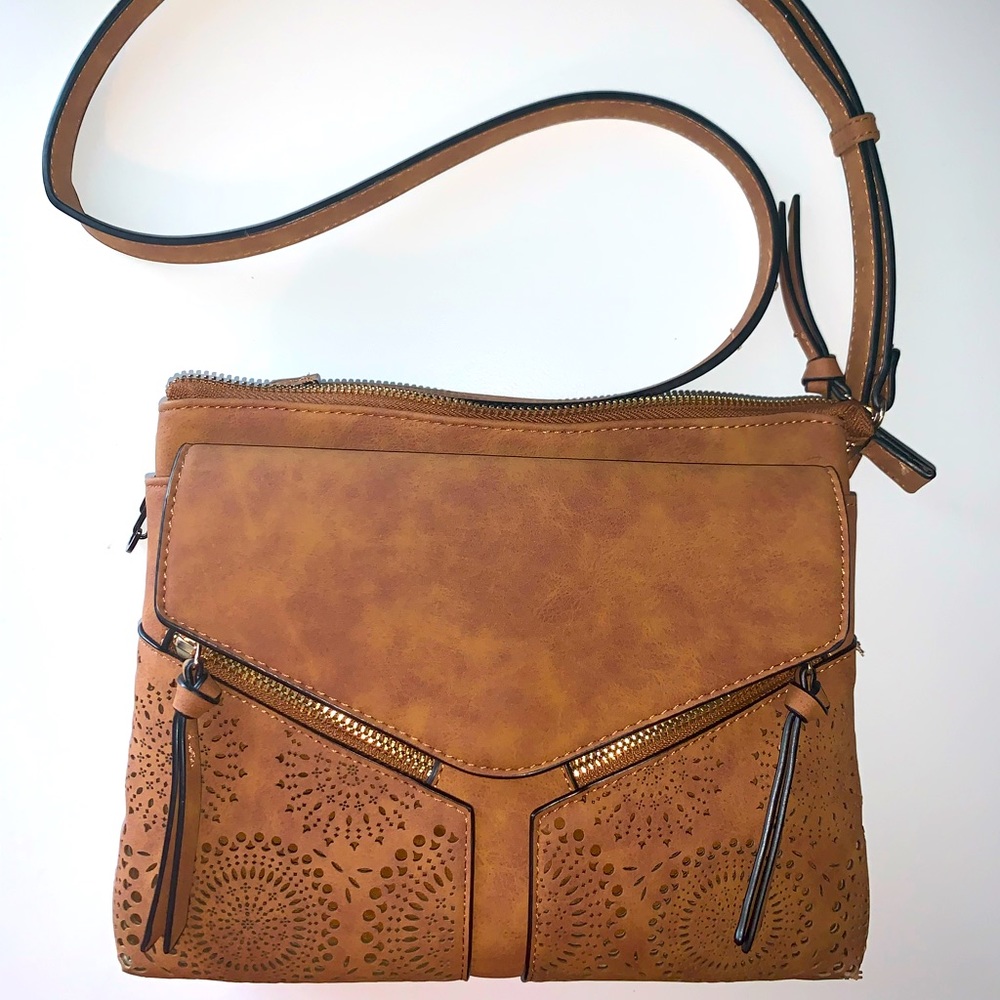 Cognac crossbody purse